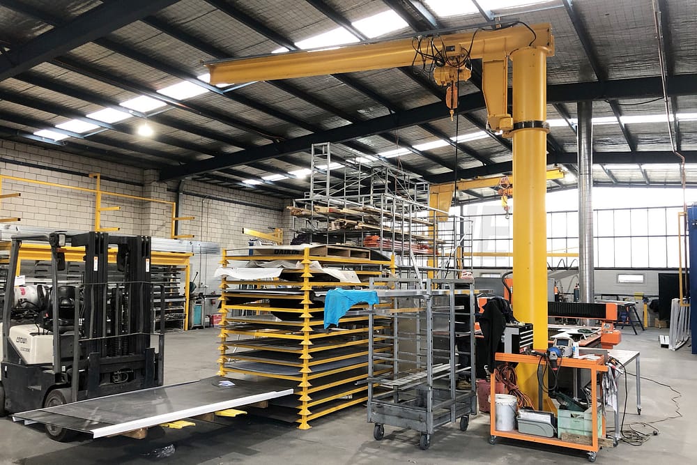 Fabricación de estructuras metálicas para naves industriales